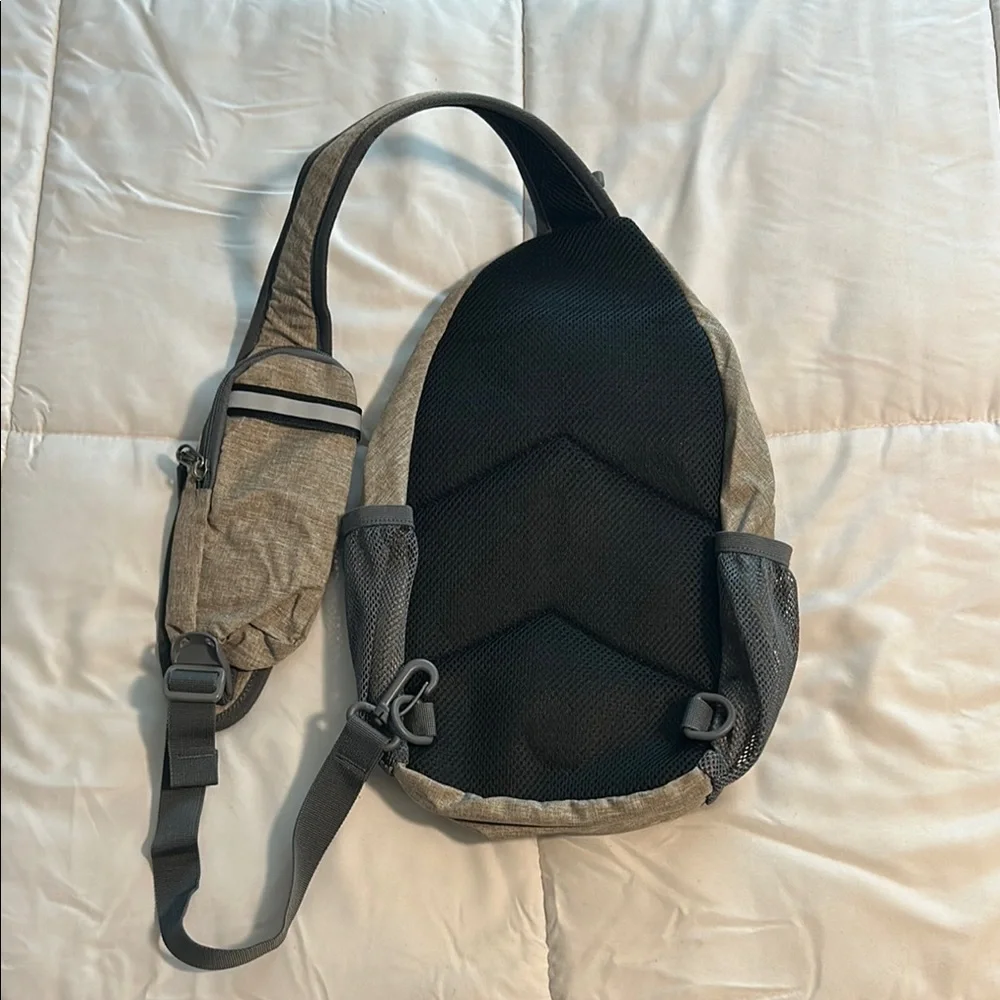 Black and Tan Crossbody Bag with Slim Profile and Minimalist Design NWOT - Picture 8 of 8